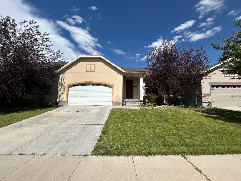 Building Photo - 2768 Augusta Dr