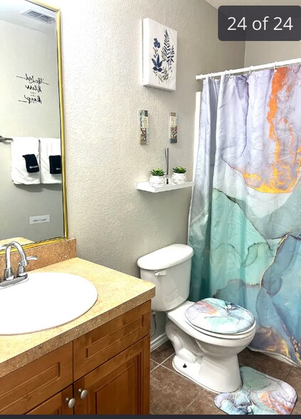 Building Photo - 2324 Aldergate Dr