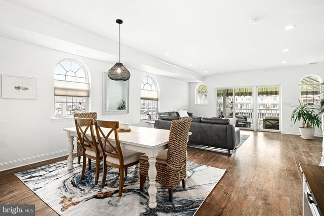 Building Photo - 536 W Montgomery Ave