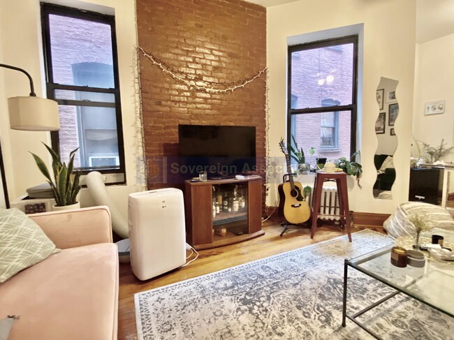 Building Photo - 217 West 106th Street