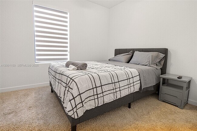 Building Photo - 511 NW 17th St