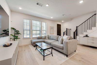 Building Photo - 524 4th St