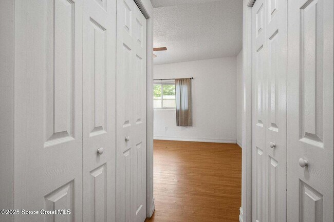 Building Photo - 855 Delano Rd