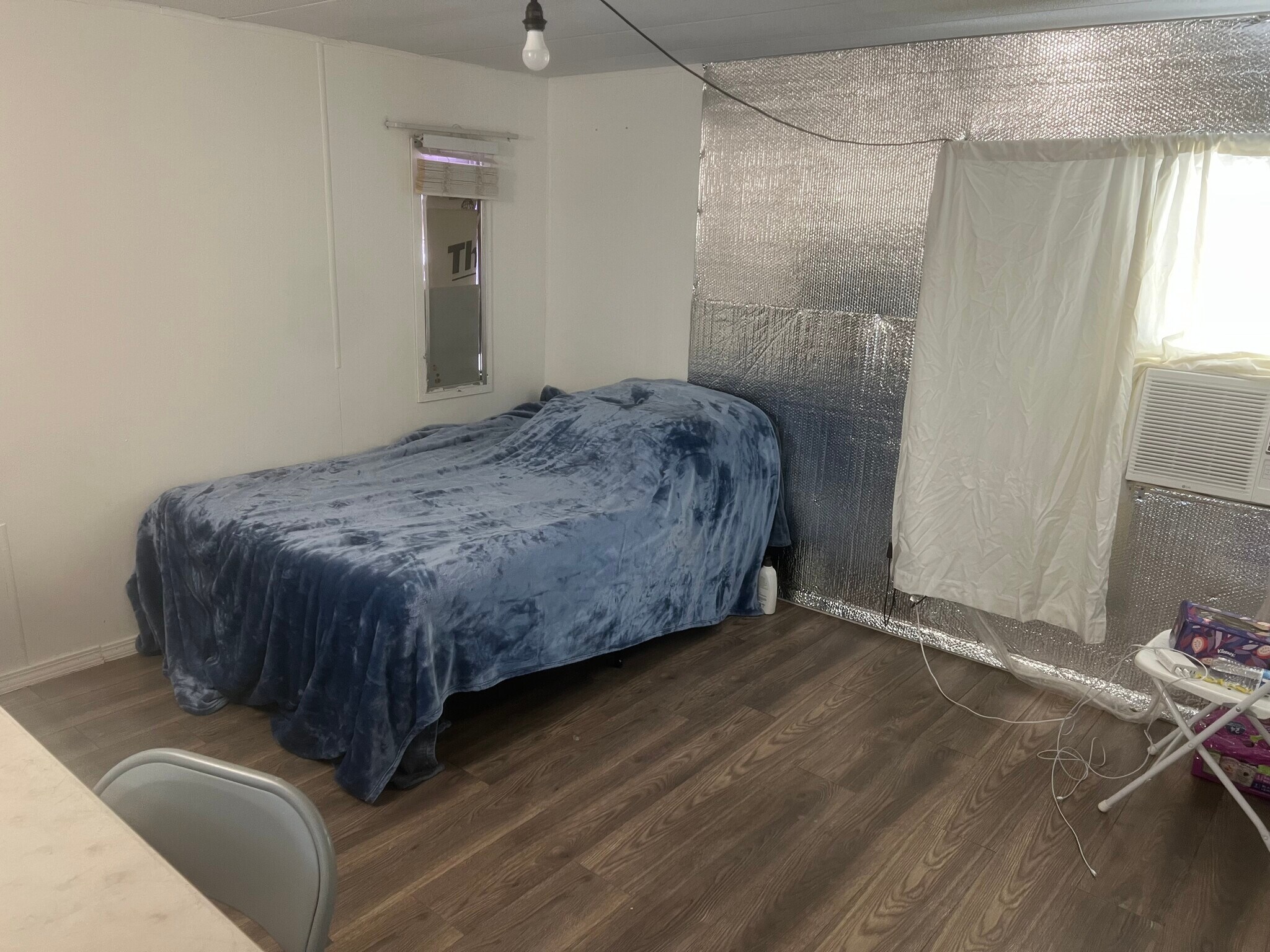 Building Photo - 203 Shoshone Ln