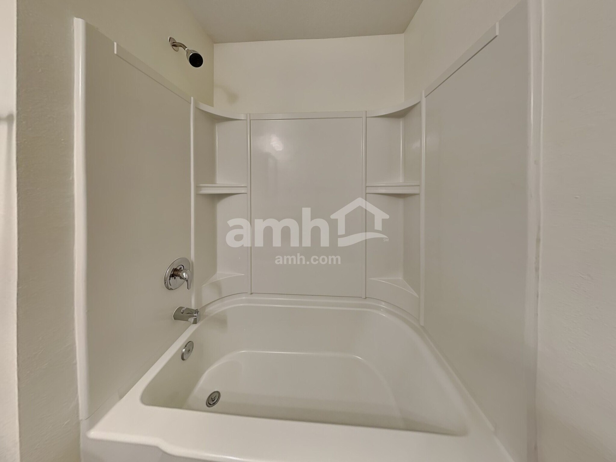 Building Photo - 2066 Tyson Lake Dr