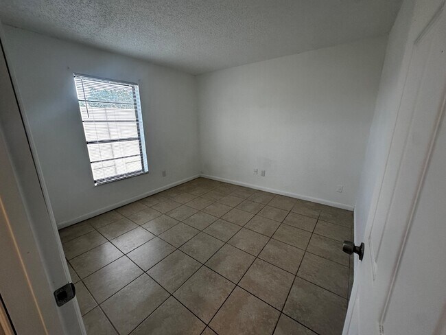 Building Photo - 2436 NW 52nd Ave