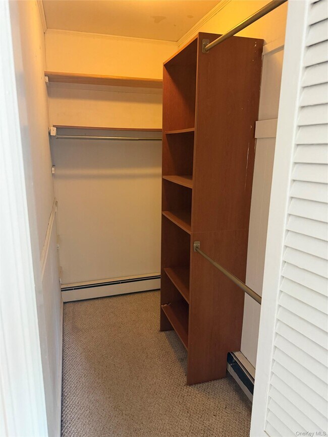 Building Photo - 21 Chateau Dr