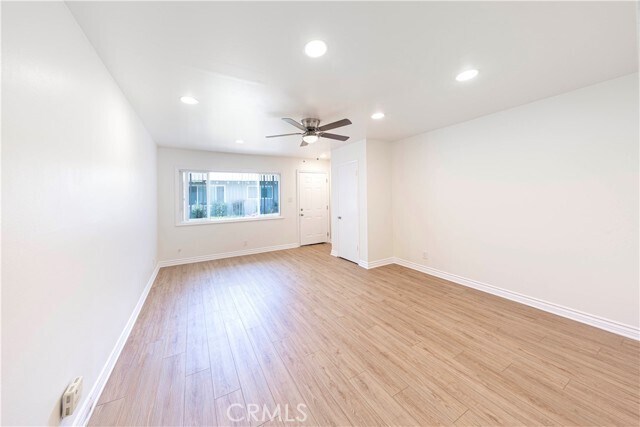 Building Photo - 2034 E Santa Clara Ave