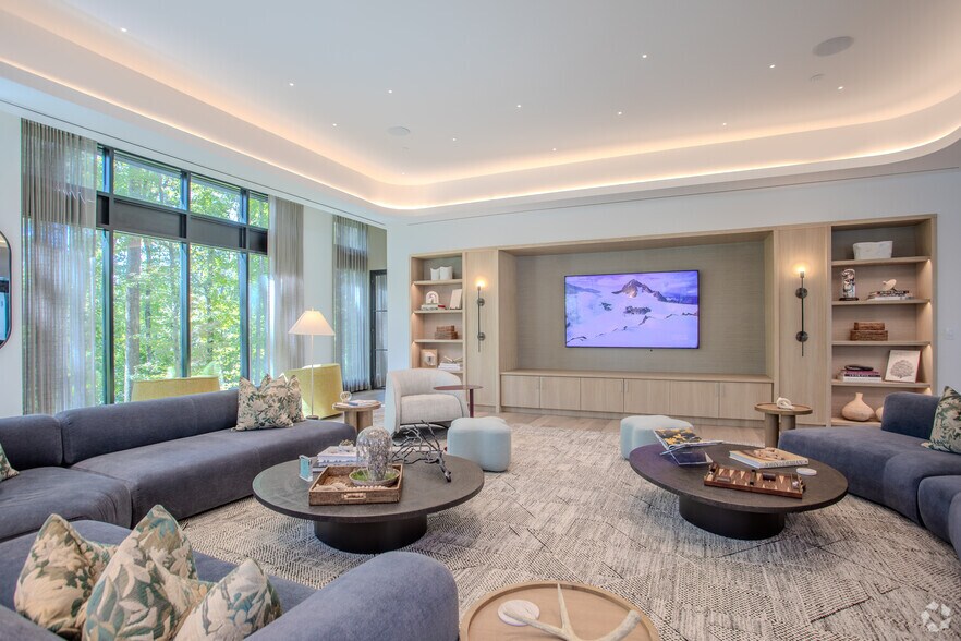 Expansive Clubroom - St. Albans Lofts