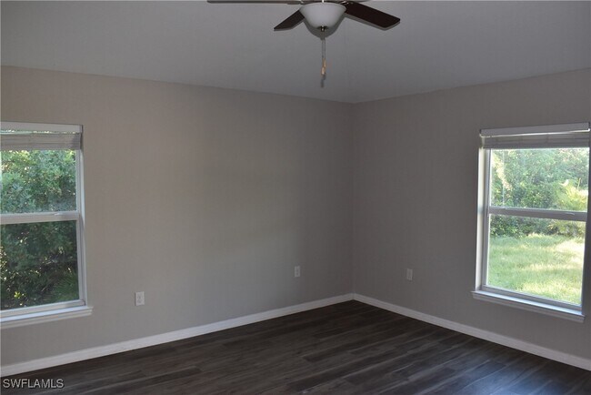 Building Photo - 152 Red Cedar Park