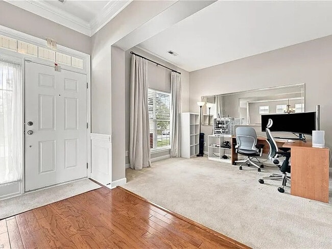 Building Photo - Lease OR Lease to Own