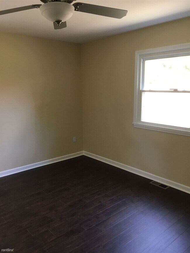 Building Photo - 3 br, 2 bath House - 9315 Tiverton Way