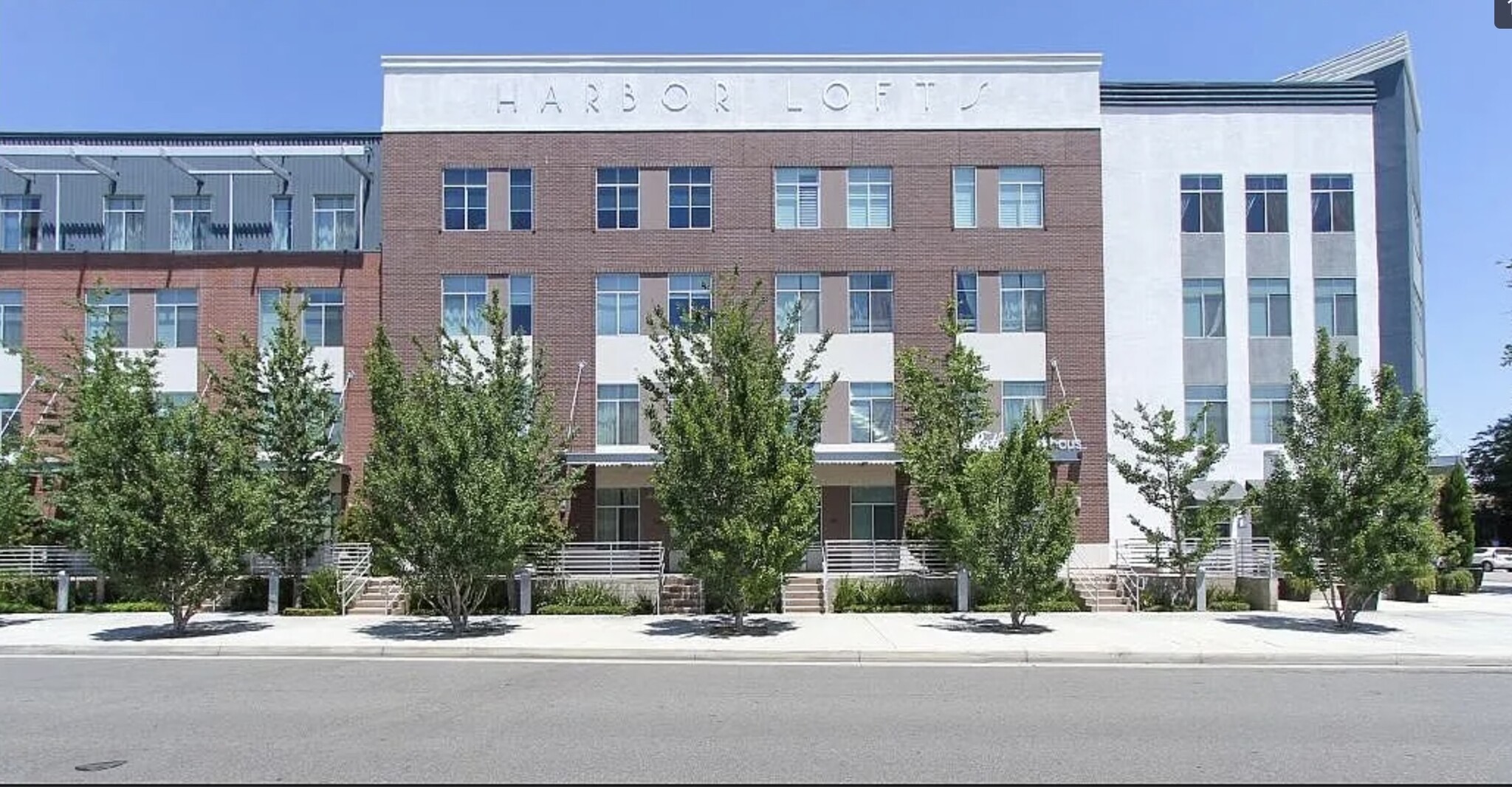Building Photo - 435 W Center Street Promenade
