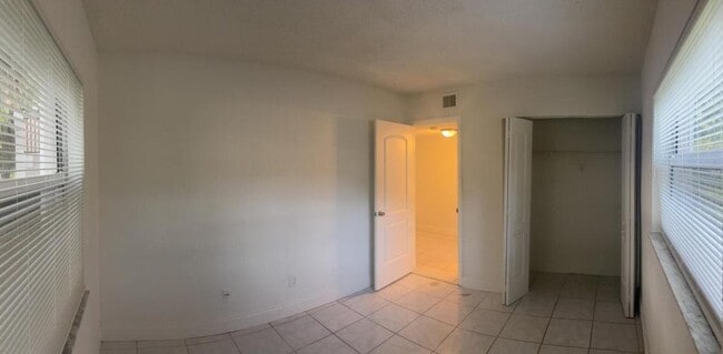 Building Photo - 11501 NW 44th St