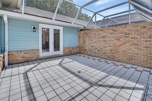 Building Photo - 2410 S Glen Eagles Dr