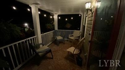 Building Photo - 601 Jackson St