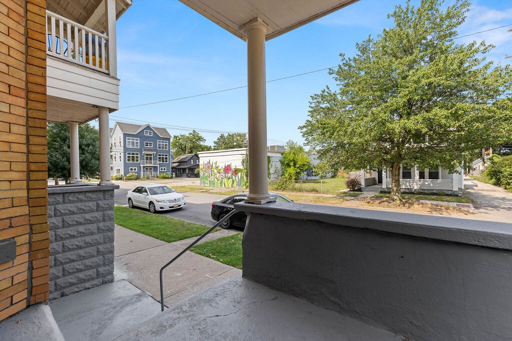 Building Photo - 1889 W 48th St