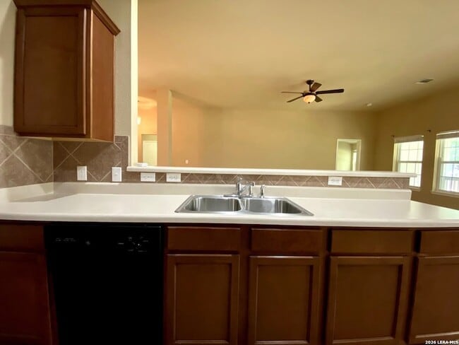 Building Photo - 13904 Belgravia Forest