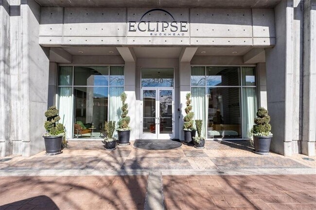 Building Photo - 250 Pharr Rd NE