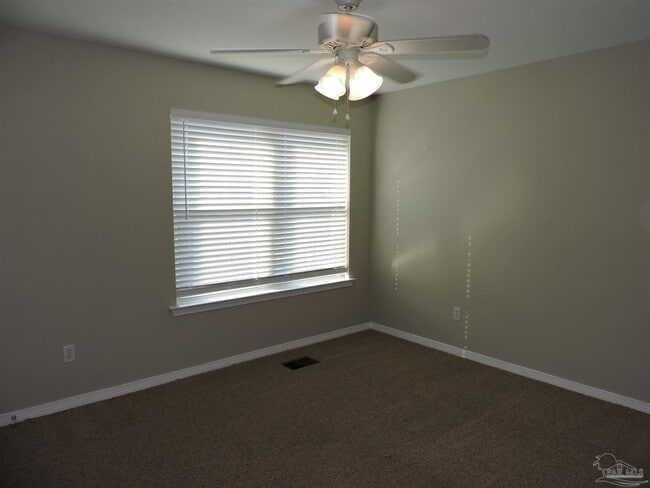 Building Photo - 6423 Lake Charlene Ln