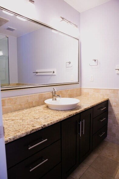 Building Photo - 4780 W 125th Ave