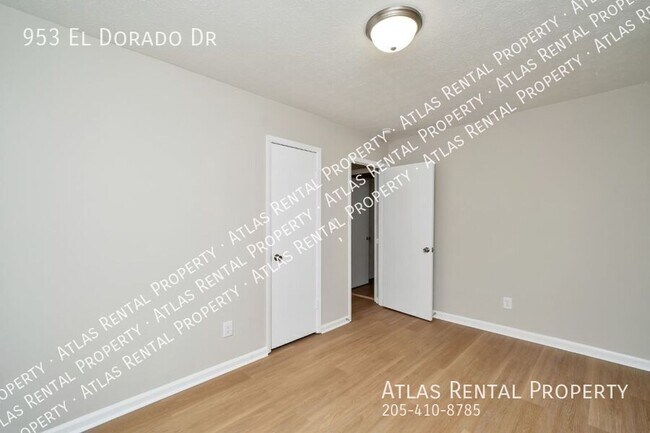 Building Photo - 953 Eldorado Dr