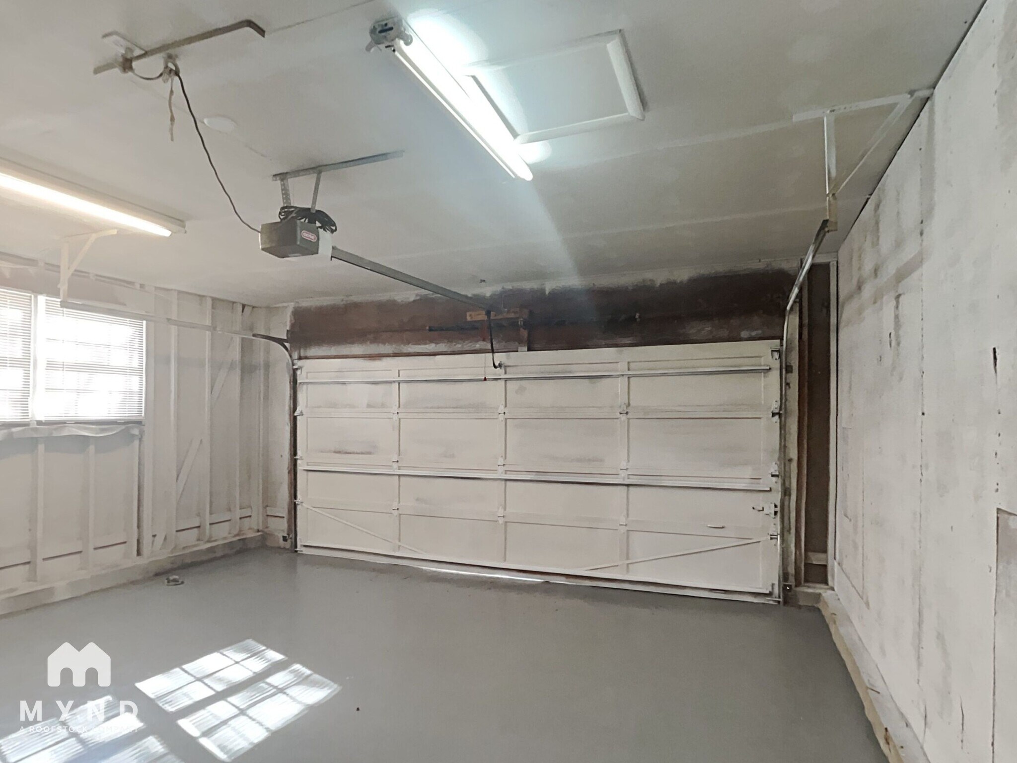 Building Photo - 3672 Stanford Cir