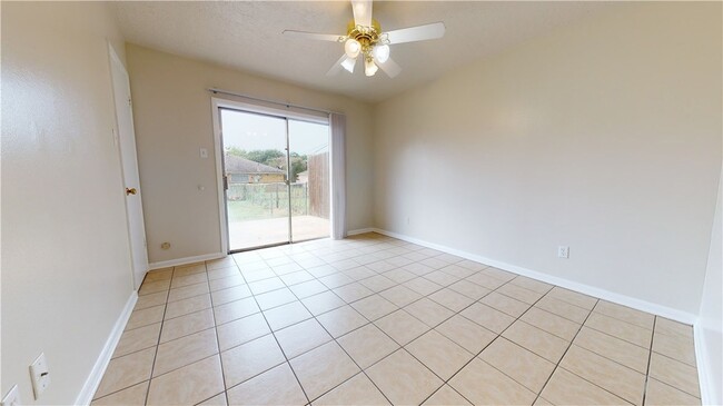 Building Photo - 814 Concho Pl