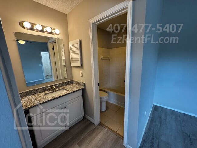 Building Photo - 9593 Villiers Dr S