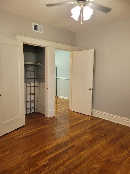 Building Photo - 2055 Alfred Ave