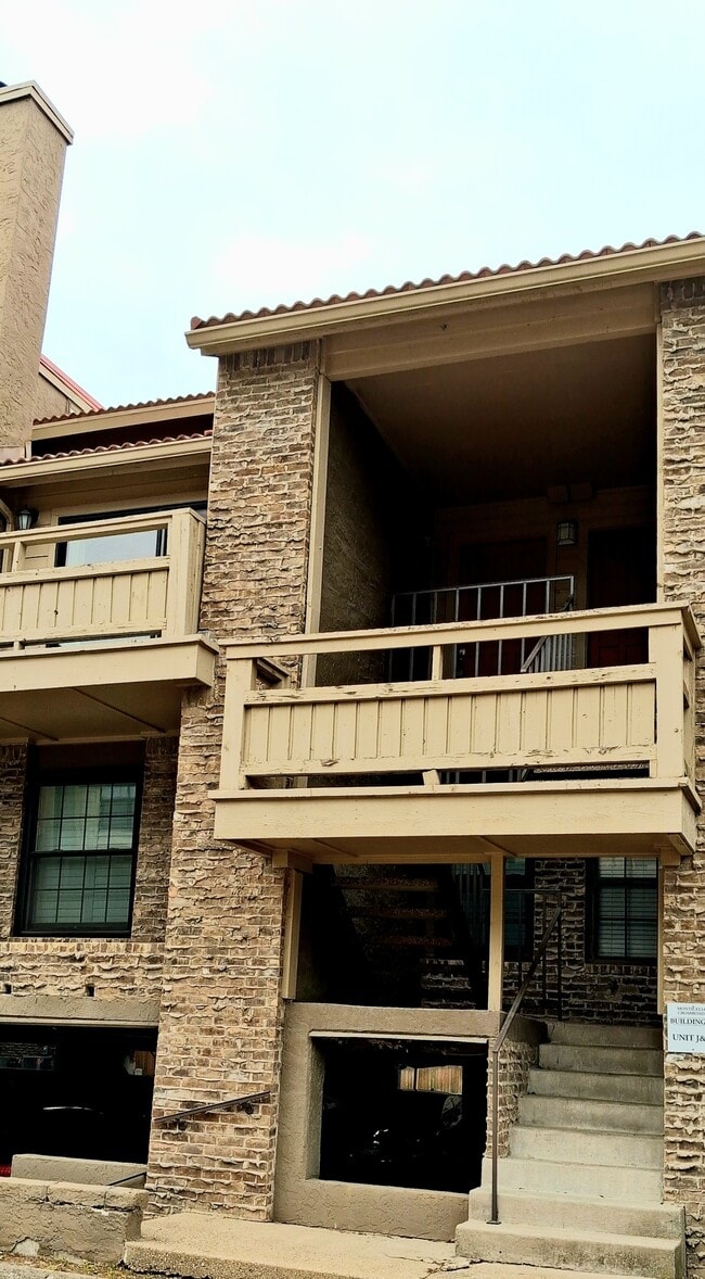 Building Photo - 5200 Martel Ave