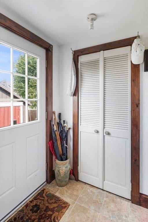 Building Photo - 12 Endicott St