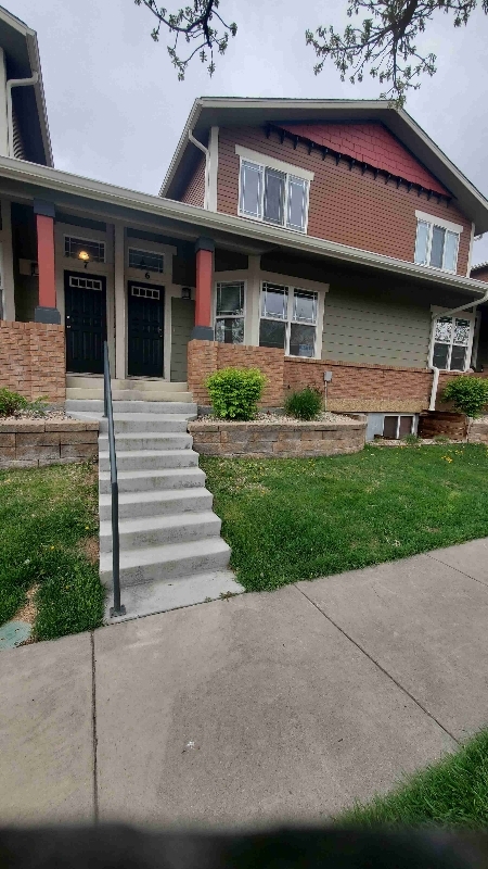 Building Photo - 2715 Rigden Pkwy