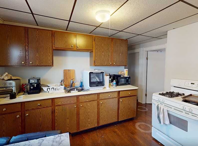 Building Photo - 34 Speridakis Ter