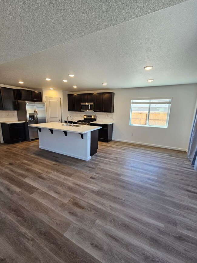 Building Photo - FURNISHED! Brand New 3 Bedroom, 2.5 Bath H...