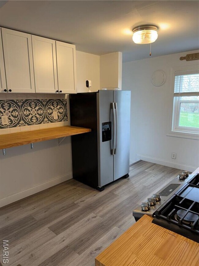 Building Photo - 1119 NORTH MCNIGHT ROAD | UNIVERSITY CITY 63132