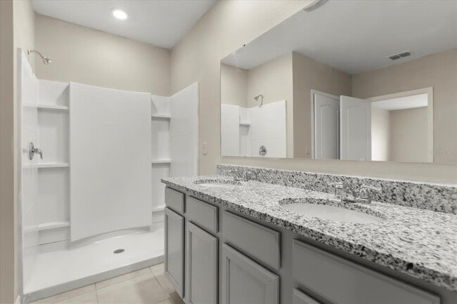 Building Photo - 5246 Mahogany Dr