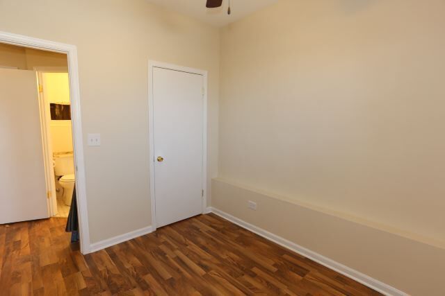 Building Photo - 1712 W Estes Ave