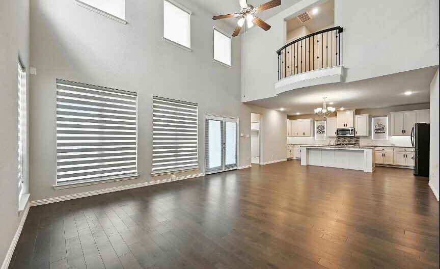 Building Photo - 12559 Ravine Creek Rd