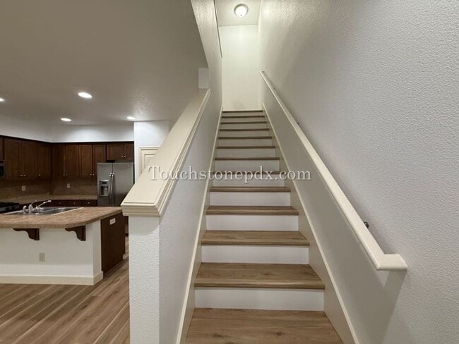 Building Photo - 16316 SE Scoria Ln