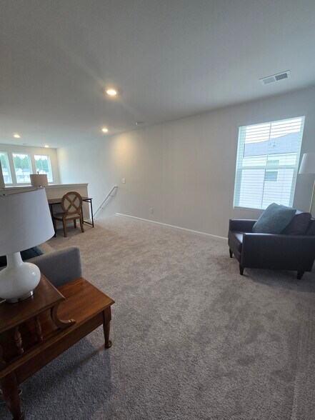 Building Photo - 138 Saltgrass Way