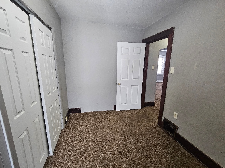 Building Photo - 3409 Holton Ave