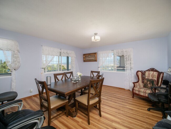 Building Photo - Luxury Maui Living in a Spacious Wailuku Showpiece