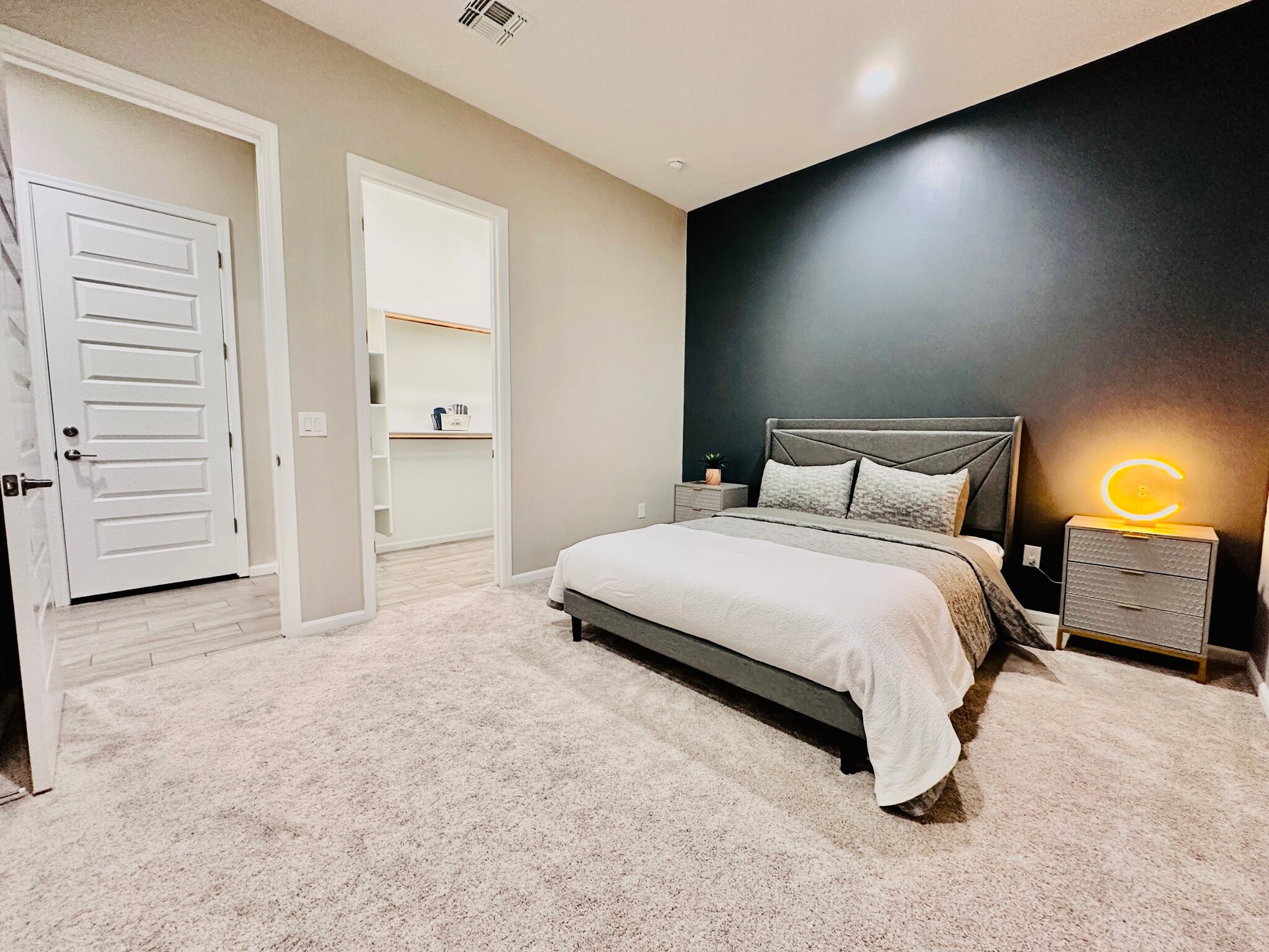 Building Photo - 8060 S Desert Indigo Dr