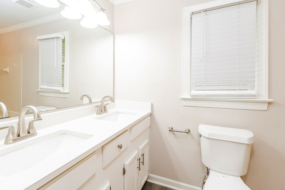 Building Photo - 2410 Wildburne Ct