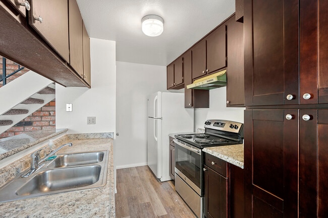 Building Photo - 12143 Wintercrest Dr