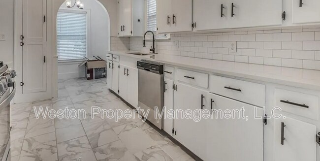 Building Photo - 1428 NW 45th St