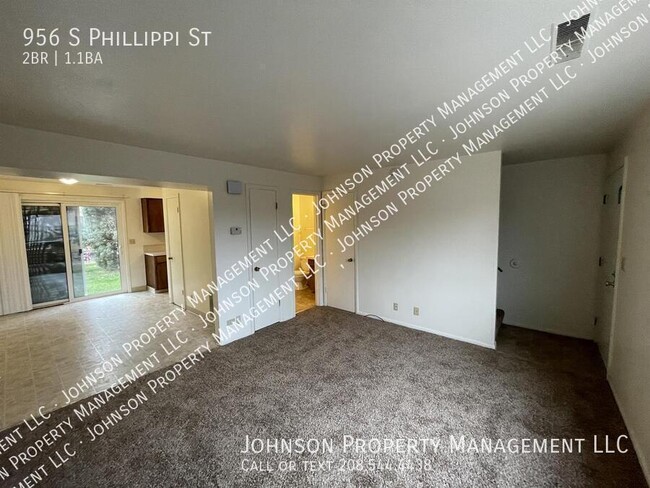 Building Photo - Discover Your Ideal Home at Phillippi Plac...