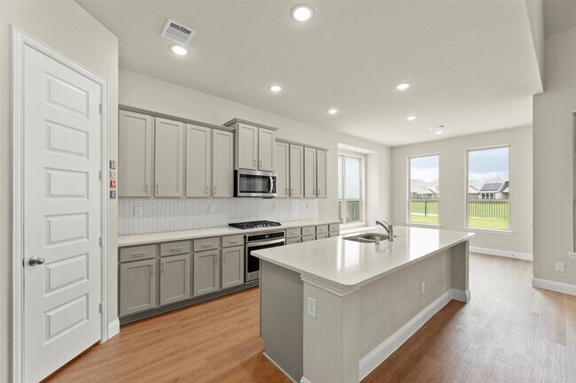 Building Photo - 6322 Cambrai Wood Ln