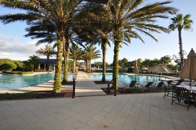 Building Photo - Furnished townhome! Located in Plantation ...